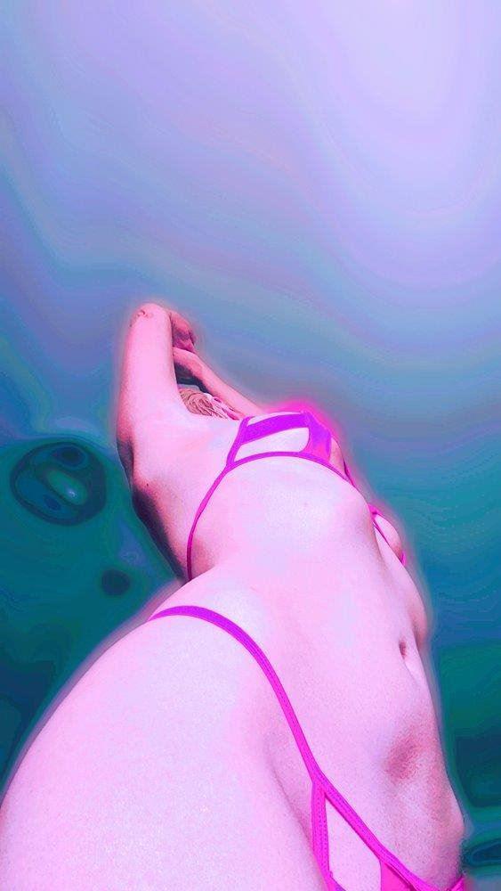 Petite blonde exhibitionist babe ready to party