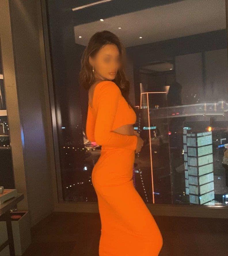 $100 $100 Elegant Mix Body Rub Queen Beauty