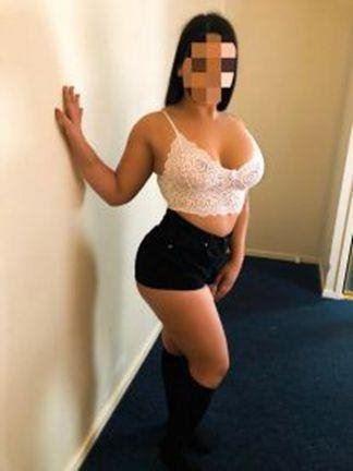 Hot Sexy slut best GFE body rub with toys let's have fun