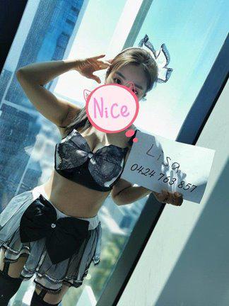 Pletty young Asian girl just arrived