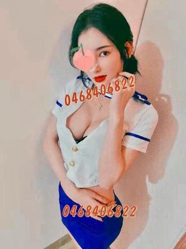 Sexy Slim Girl 100%real Pic – Young Pure Busty Dcup Hottie! UNI student / pic verified!