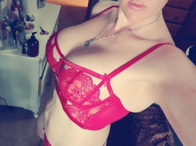 Luxury Gurl - Aussie 22 yo