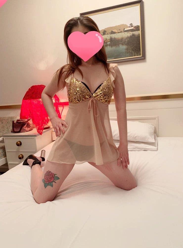 lovely sweet petty girl new in hobart