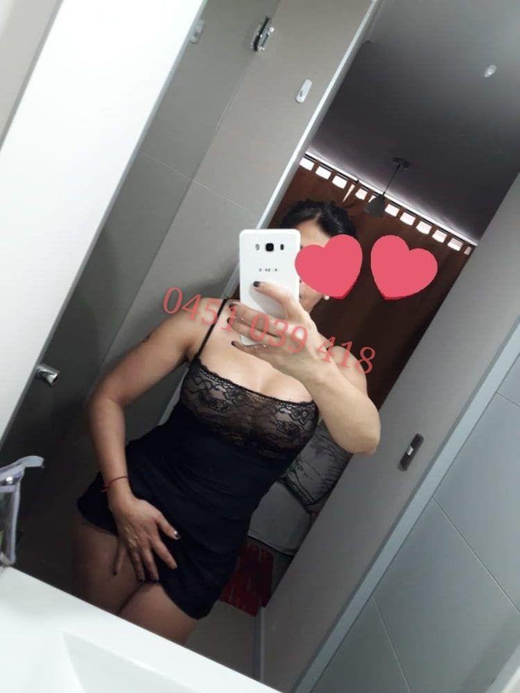 Sexy Kitten Slim girl💕 Stunning Hot, very naughty service🍑 In/Out Call Available Now ~💋💥 Call me now !!🍌 24/7 IN/OUTCALLSSS!!!
