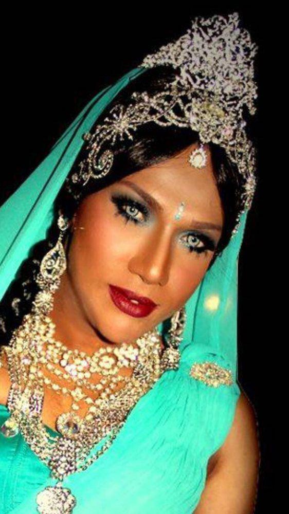 EXOTIC TRANS SRI LANKAN HERITAGE ( SUPER HUNG )