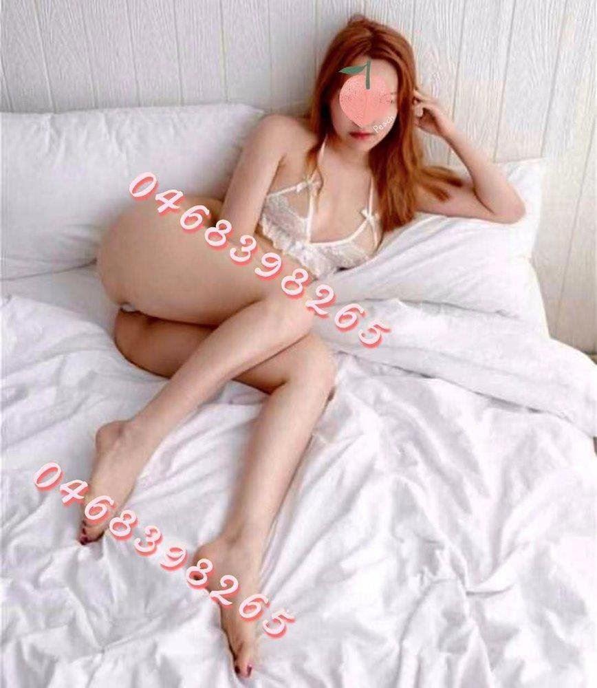 D MILK BREAST GIRL Real IN CBD