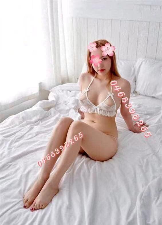 D MILK BREAST GIRL Real IN CBD