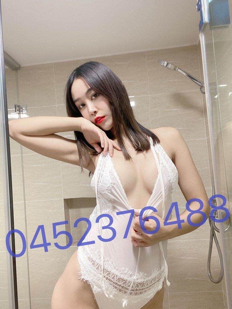 😘Sexy and Cute Korean girl 💯 Real😍😍