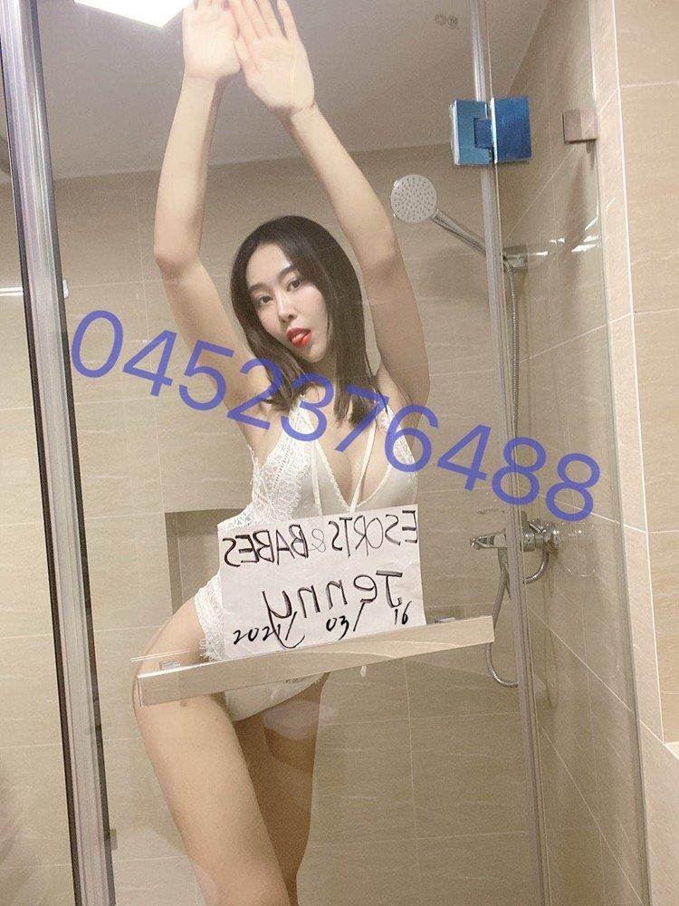 😘Sexy and Cute Korean girl 💯 Real😍😍
