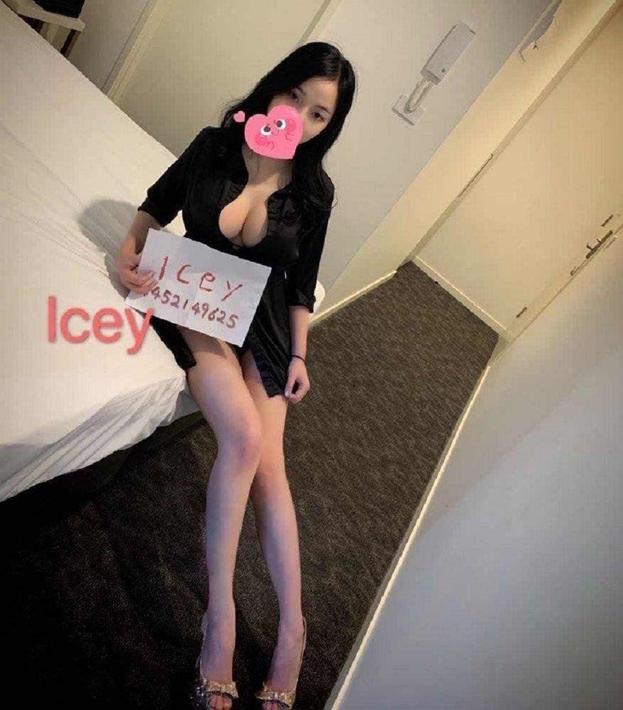 SOFT NATURAL BUSTY. GFE ESCORT SERVICE, MASSAGE SOFT NATURAL BUSTY. GFE ESCORT SERVICE, MASSAGE