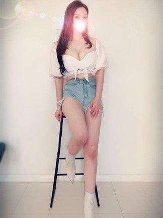 **SIA** 🌈21 Yo , 🍀Sz6 DD💖💦Petite Asian doll 💦💖