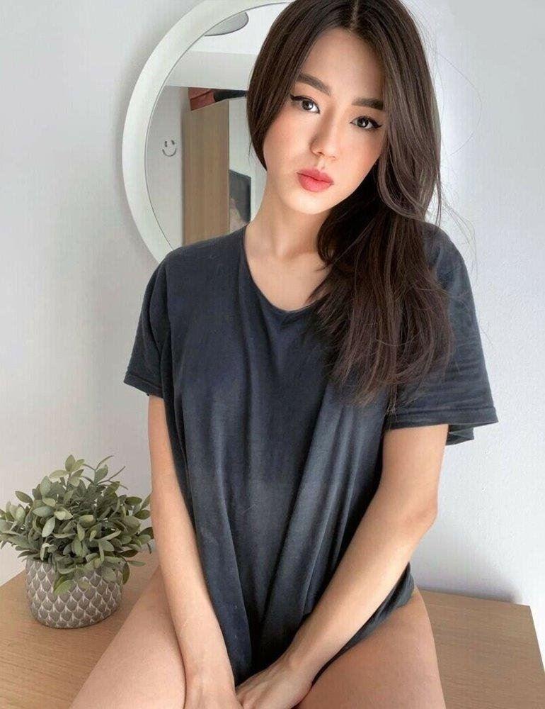 FLAWLESS SEXY EASY GOING EXOTIC BEAUTY - MONA AVAILABLE NOW FLAWLESS SEXY EASY GOING EXOTIC BEAUTY - MONA AVAILABLE NOW