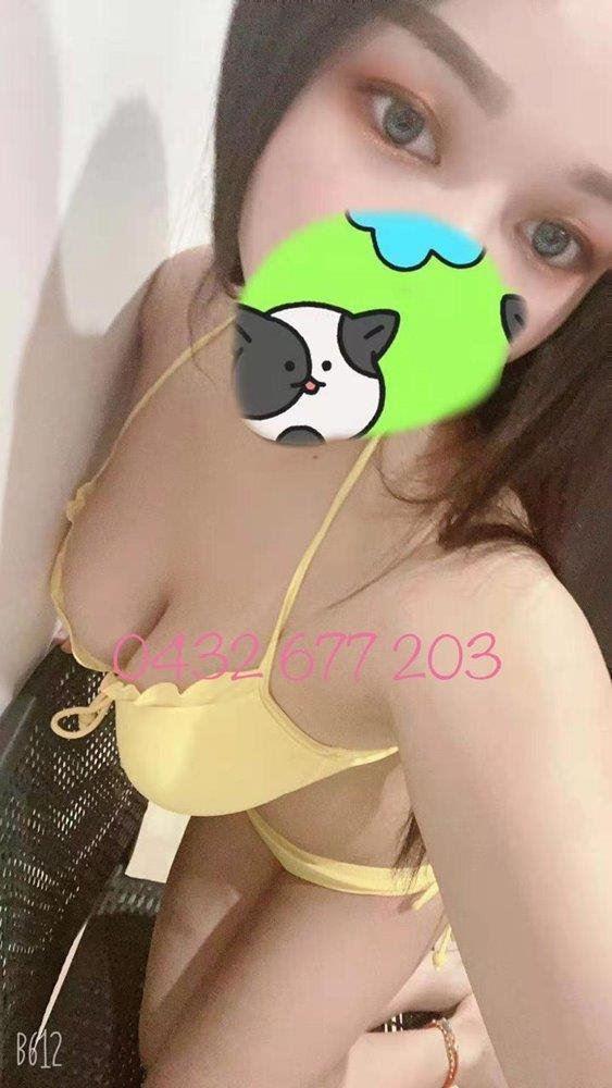 New stunning young girl🥰Amazing skills 💯 Hot hot hot 💋25YO🥰 I am friendly and open mind!👙🔥